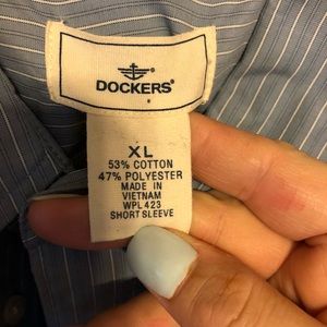 Dockers men’s short sleeve  button down shirt